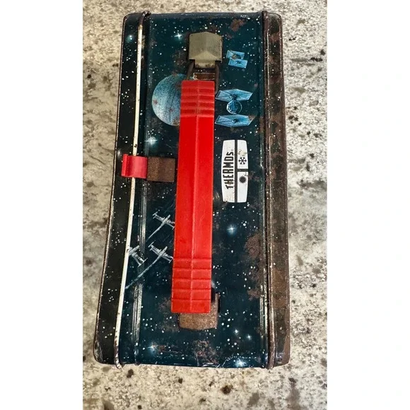 Vintage 1977 Star Wars Metal Lunchbox King-Seeley Thermos Darth Vader Luke Leia - Picture 3 of 9